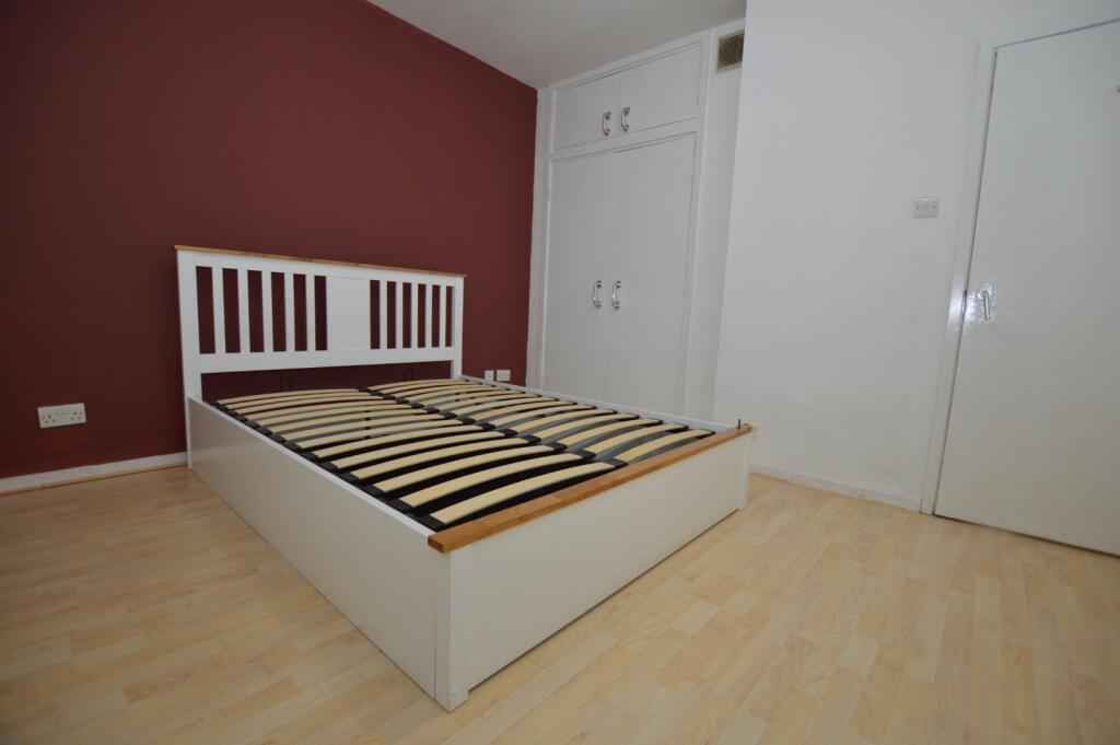 1 bed Apartment