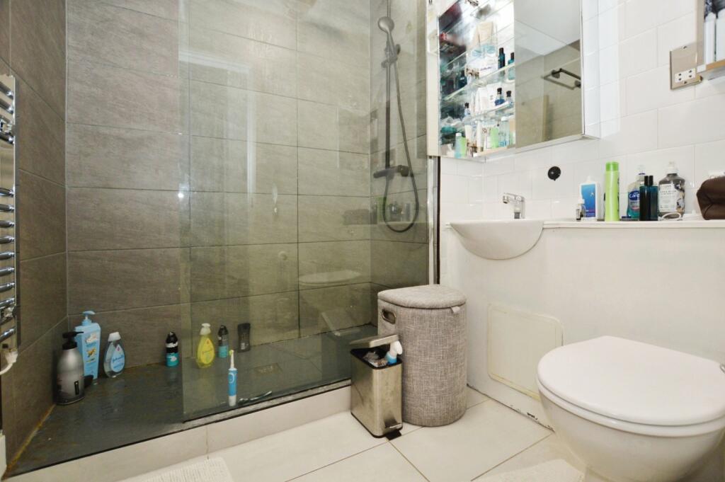 1 bed Apartment