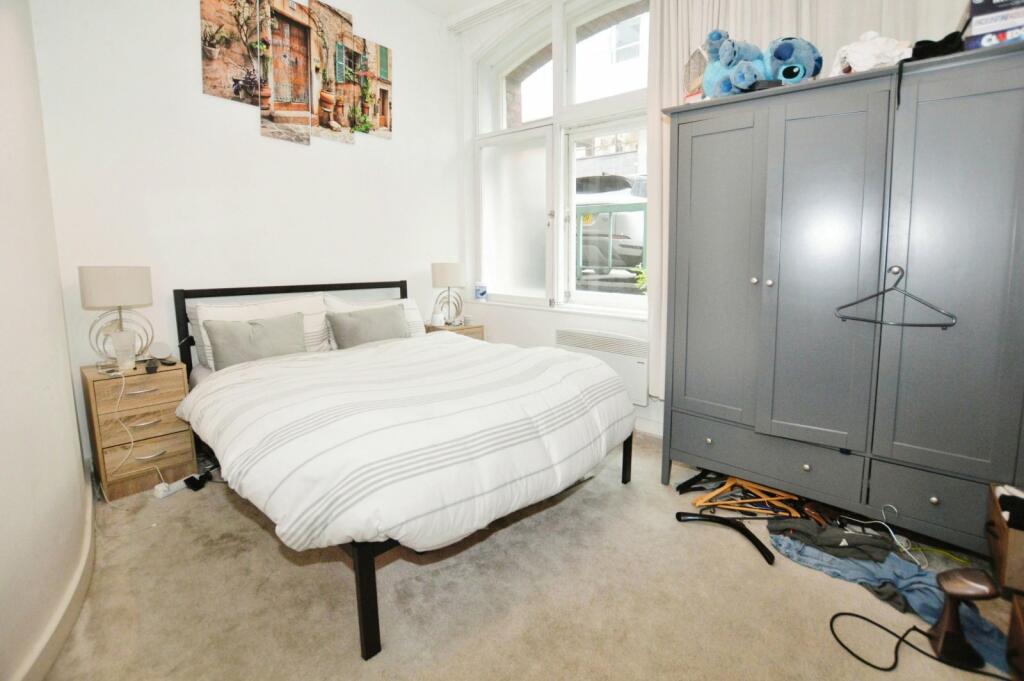 1 bed Apartment