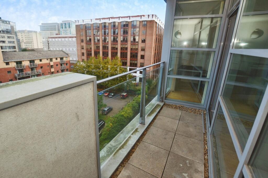 2 bed Apartment