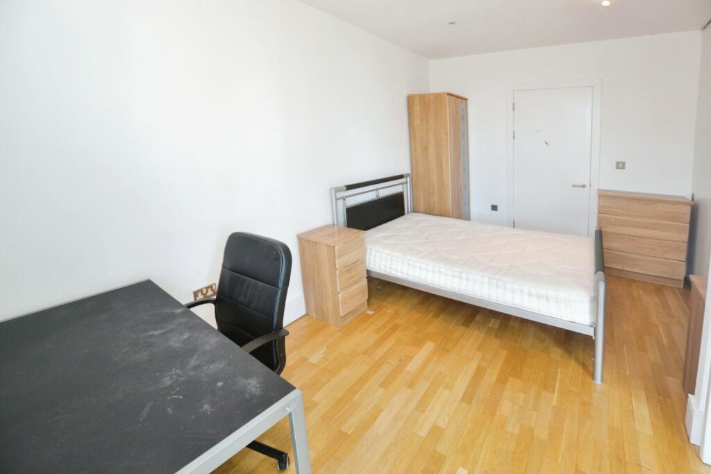 2 bed Apartment