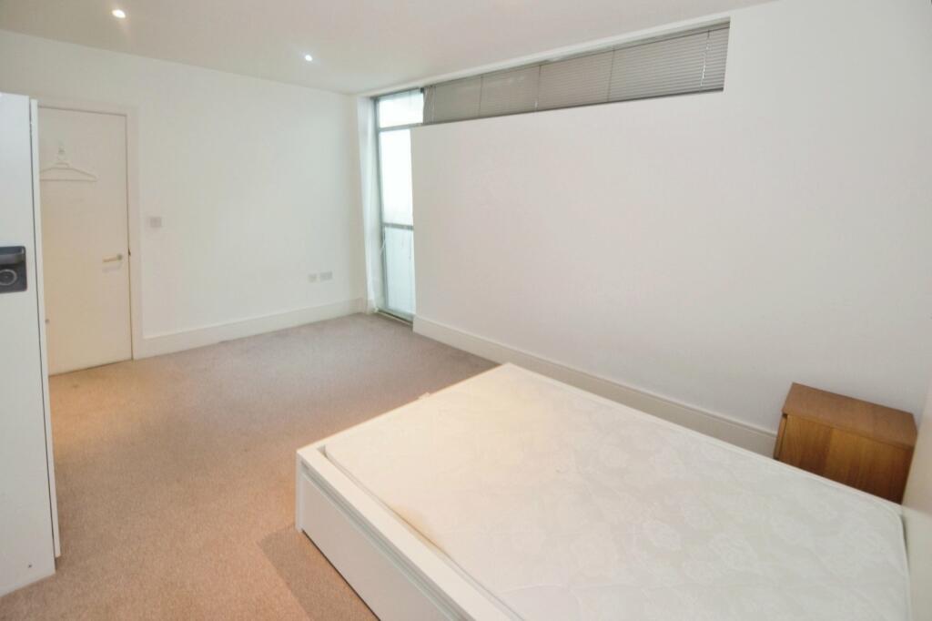 2 bed Apartment