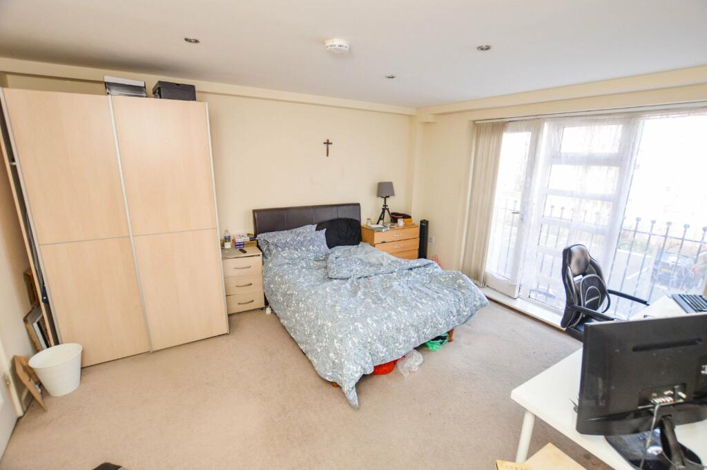 2 bed Apartment