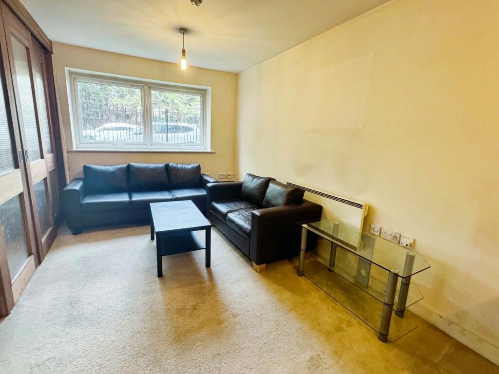 1 bed Apartment