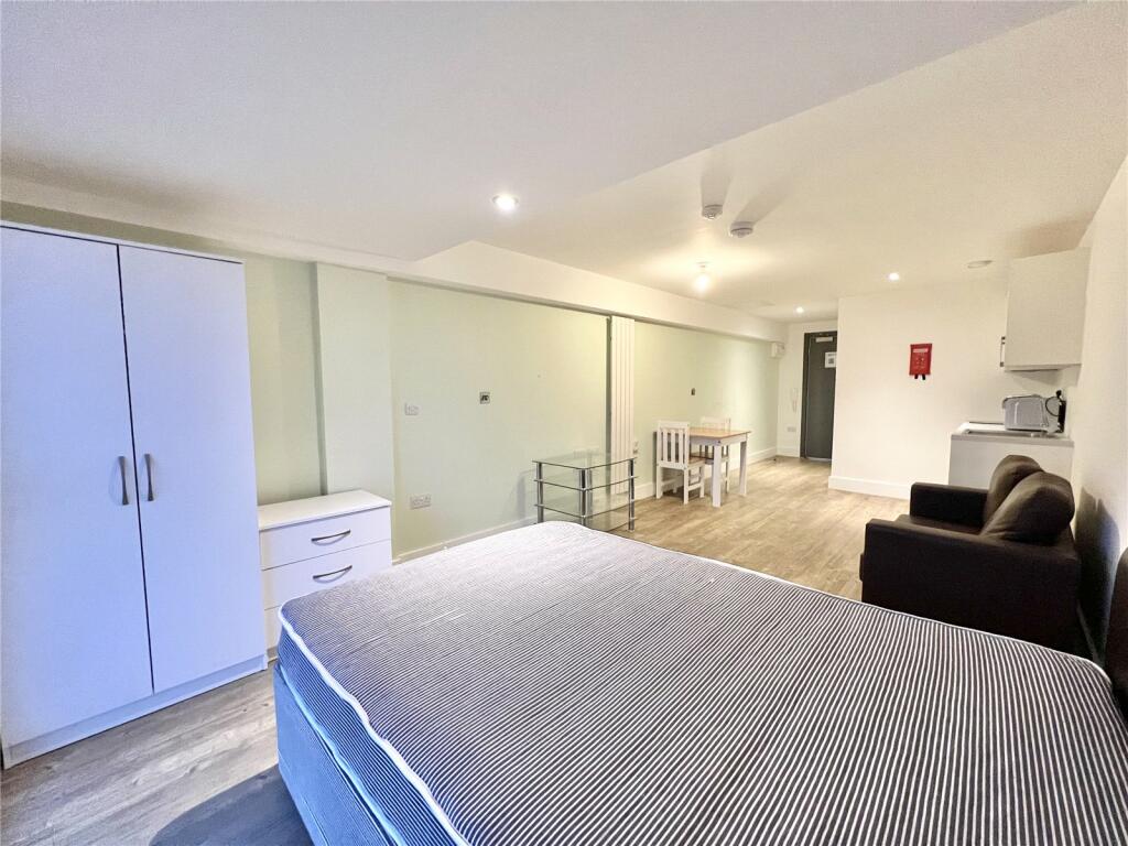 1 bed Studio