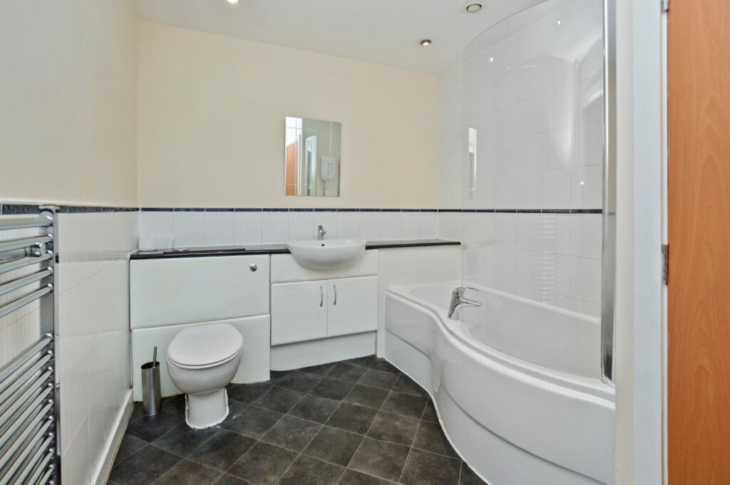 2 bed Apartment