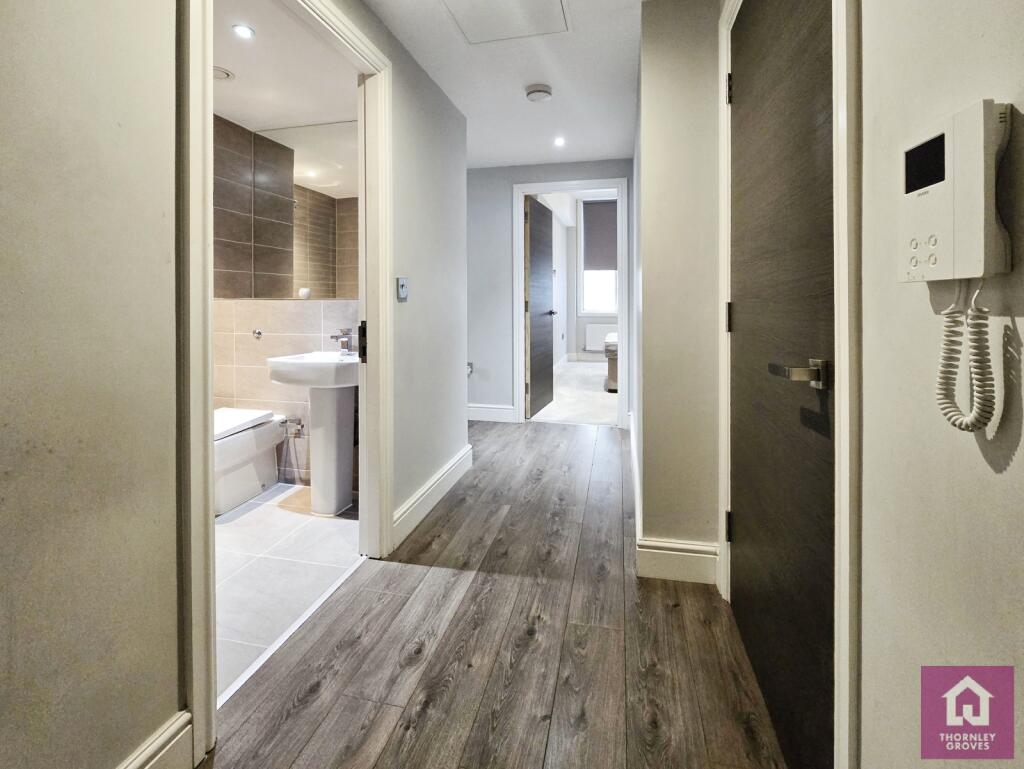 2 bed Apartment