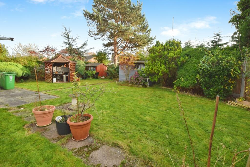 3 bed Terraced