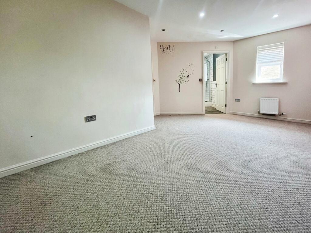 7 bed End of Terrace