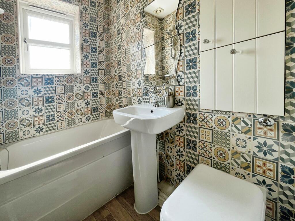 7 bed End of Terrace