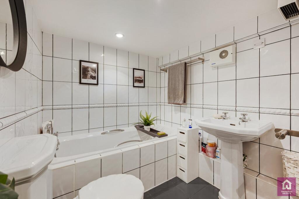 2 bed Apartment