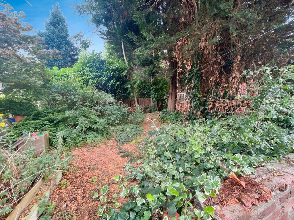 2 bed End of Terrace