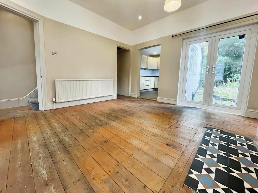 2 bed End of Terrace