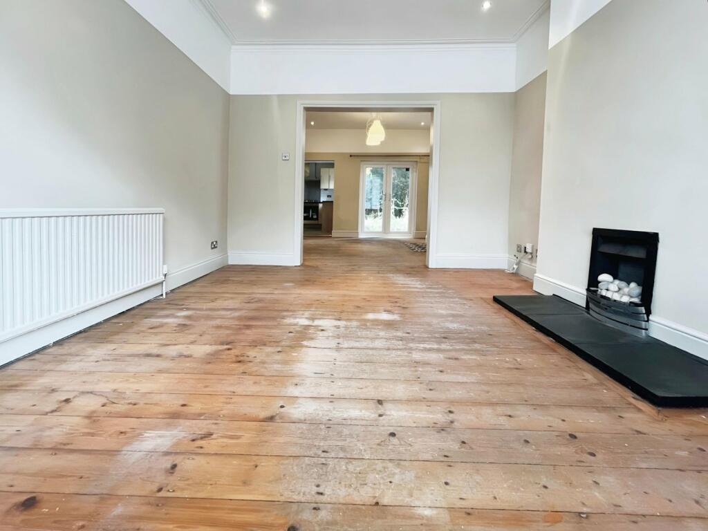 2 bed End of Terrace