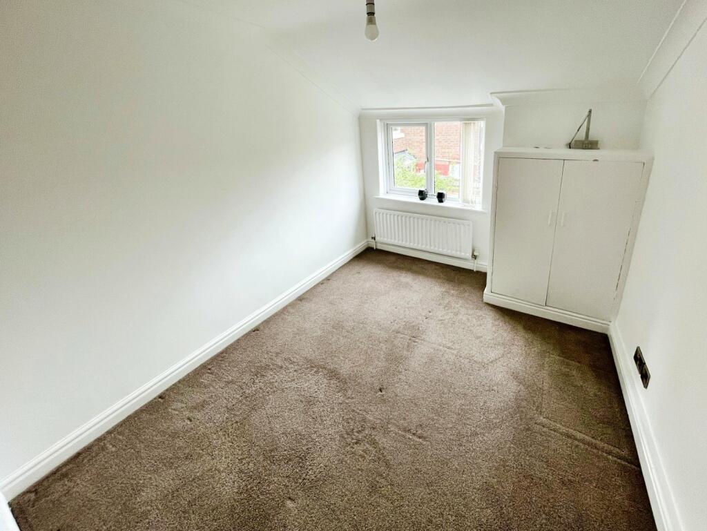 4 bed Terraced
