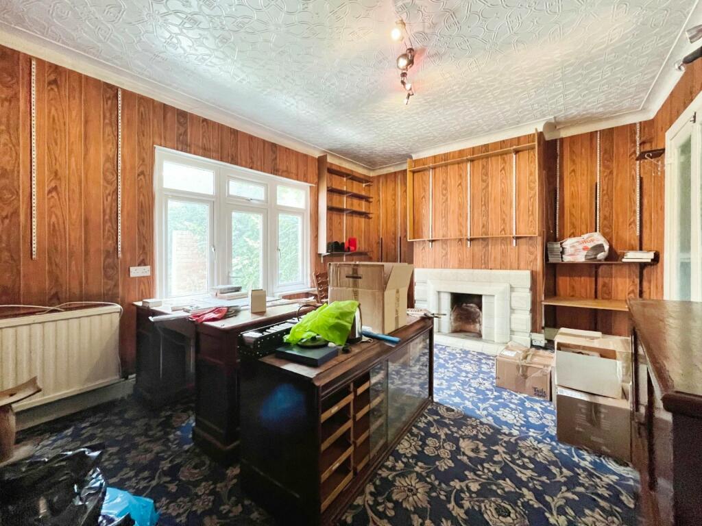 3 bed Semi-Detached