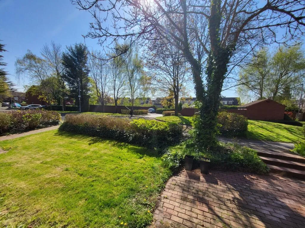 1 bed Maisonette
