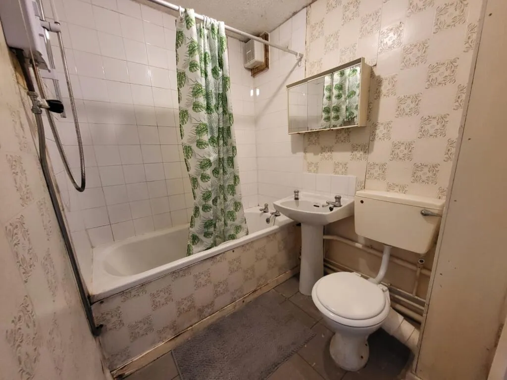 1 bed Maisonette