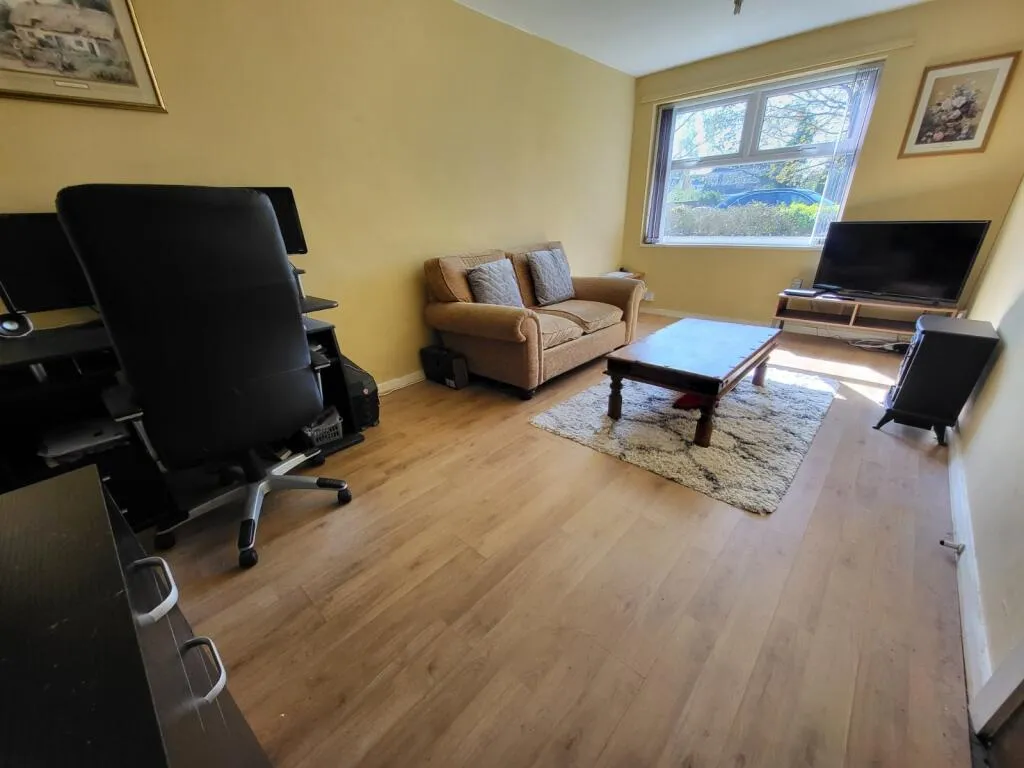 1 bed Maisonette