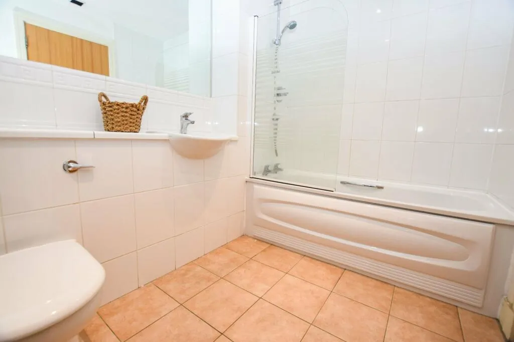 2 bed Apartment