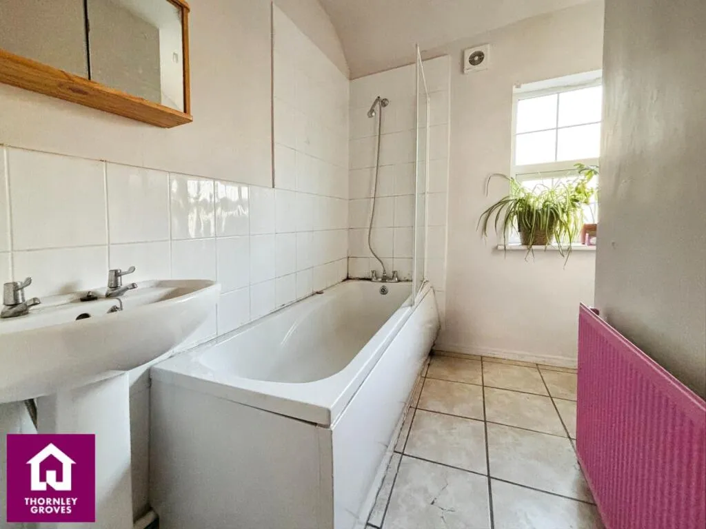 2 bed End of Terrace