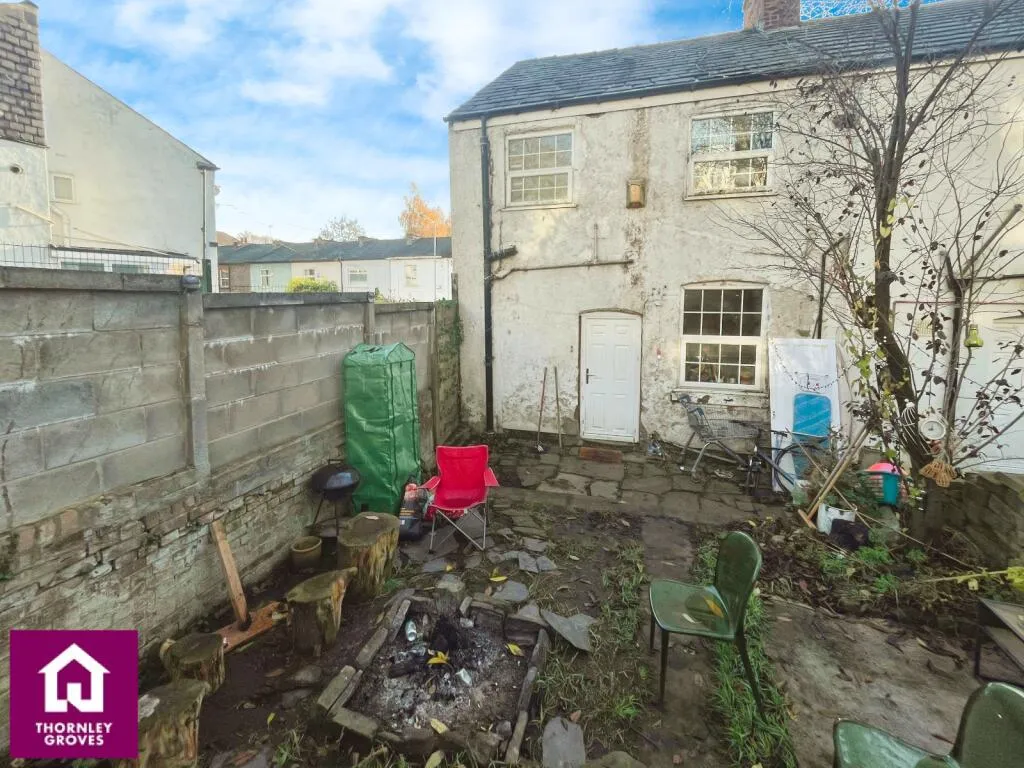 2 bed End of Terrace
