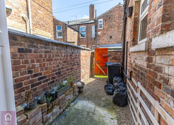 2 bed Terraced