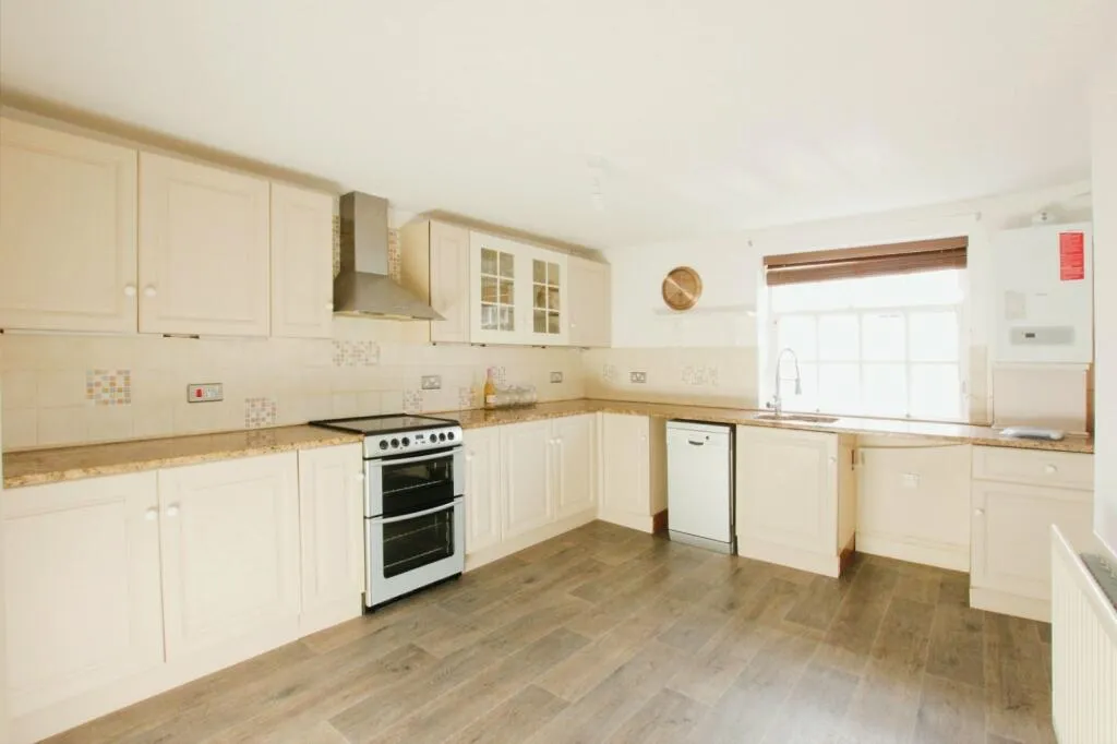 2 bed Apartment