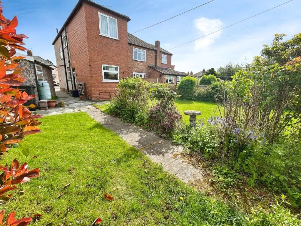 3 bed Semi-Detached