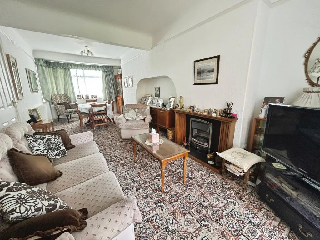 3 bed Semi-Detached