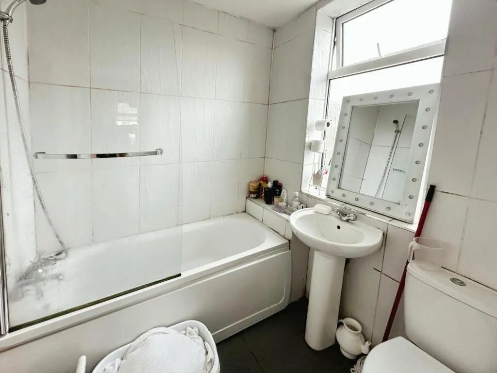 3 bed Semi-Detached