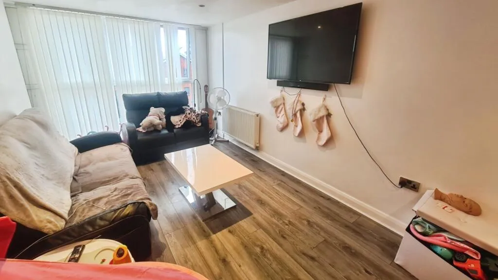 2 bed Apartment
