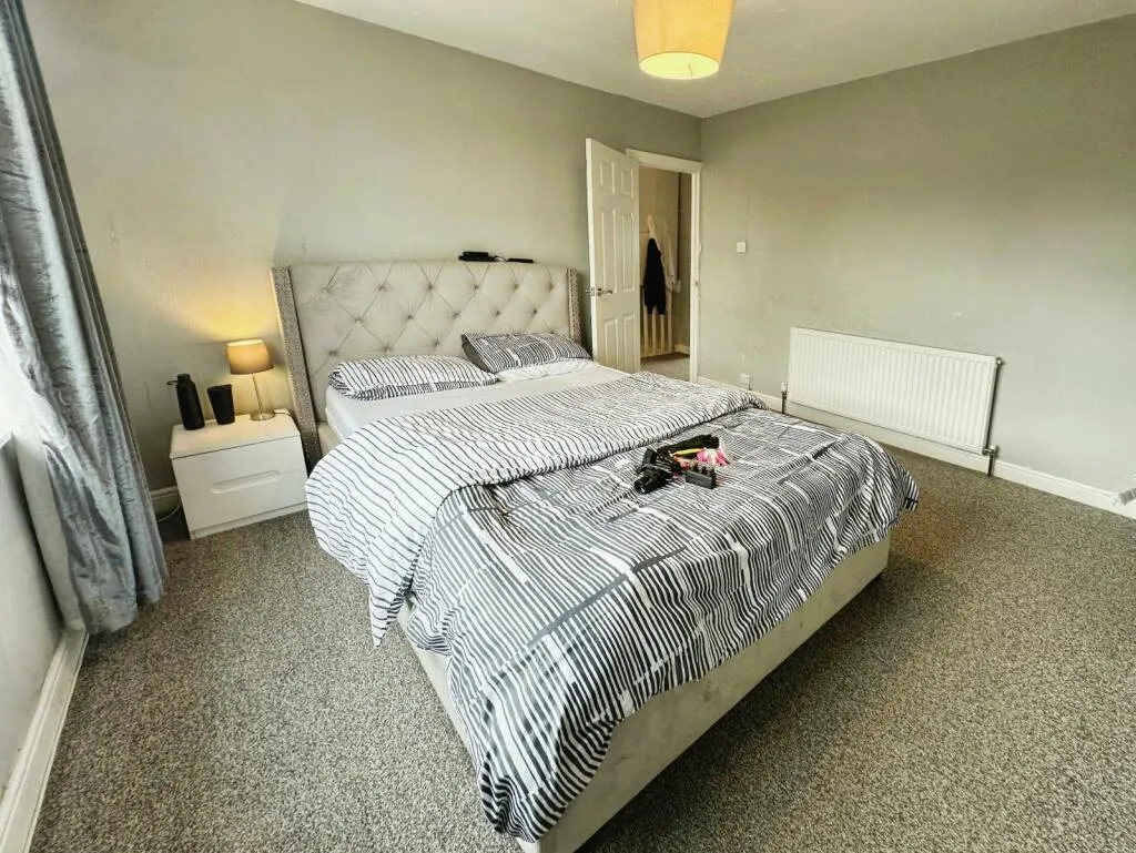 3 bed Semi-Detached