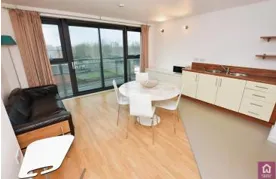 2 bed Apartment