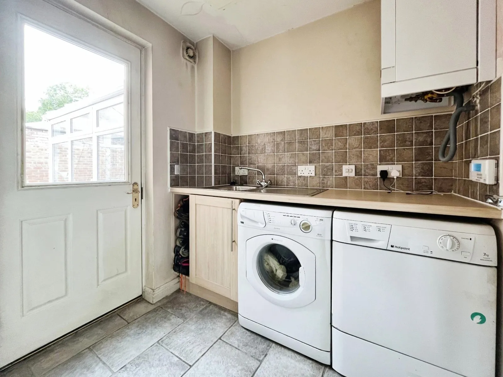 5 bed Detached