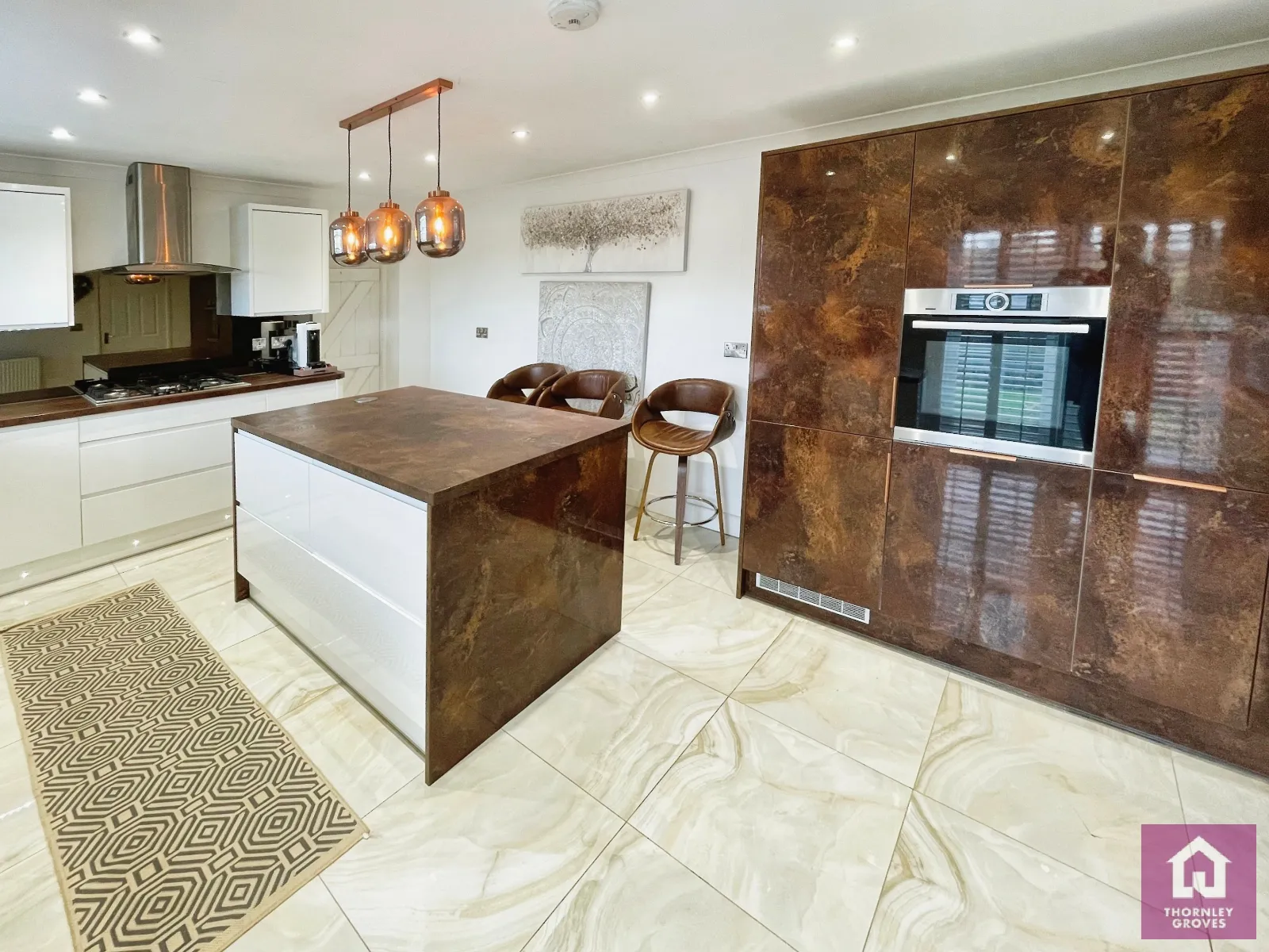 4 bed Semi-Detached