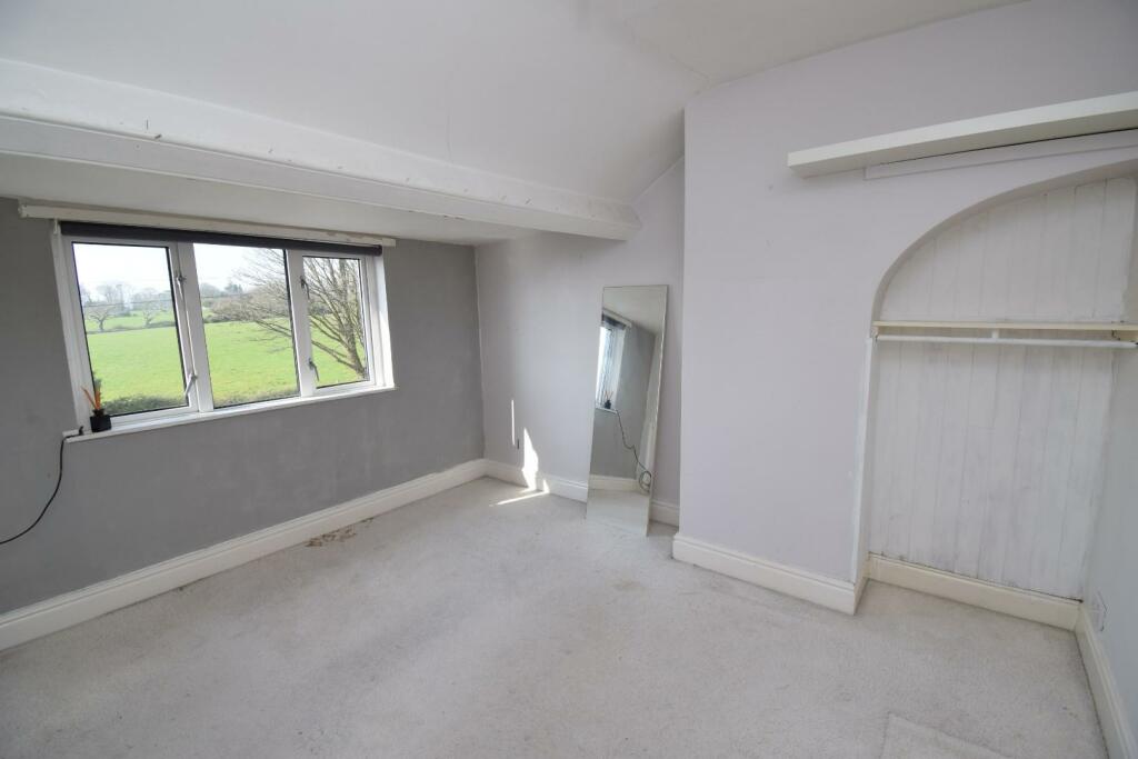 5 bed End of Terrace