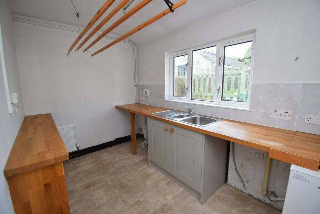 5 bed End of Terrace