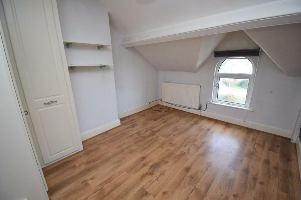 5 bed End of Terrace