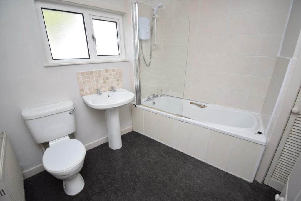 5 bed End of Terrace