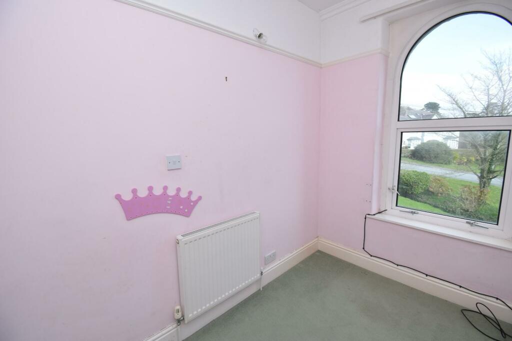 5 bed End of Terrace