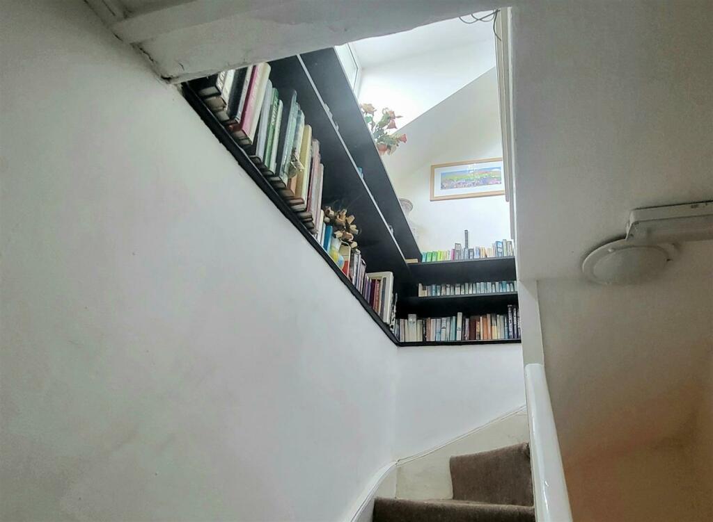 2 bed Apartment