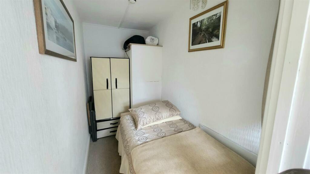 2 bed Apartment