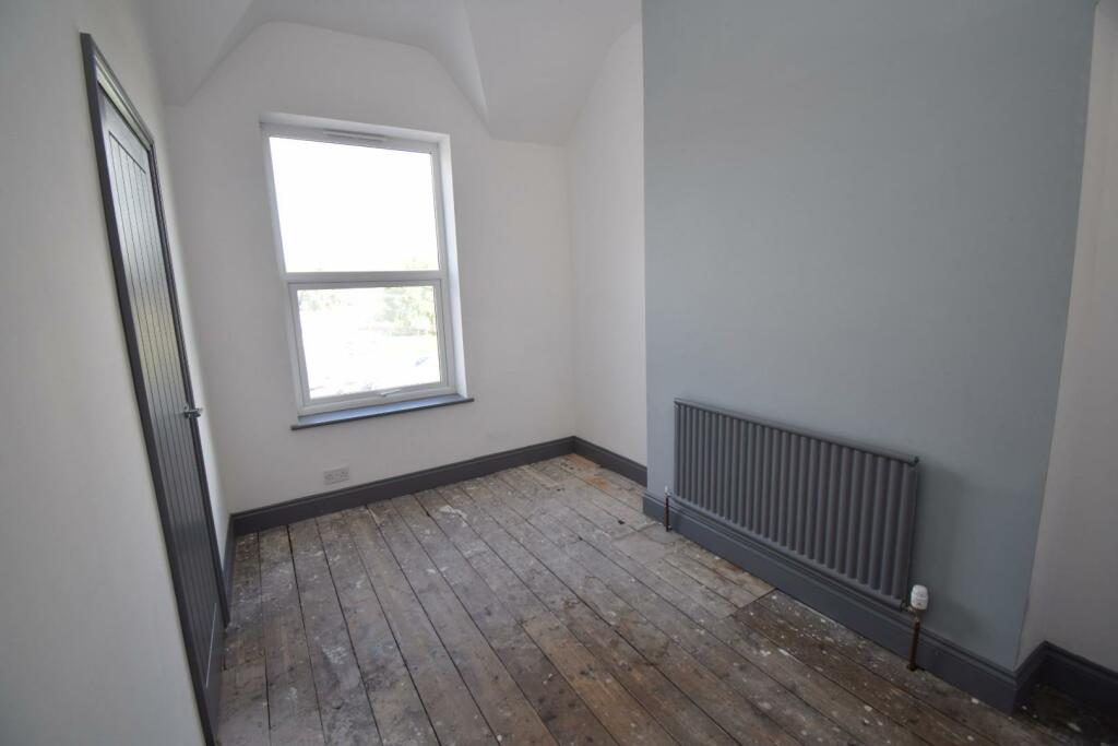 4 bed Town House