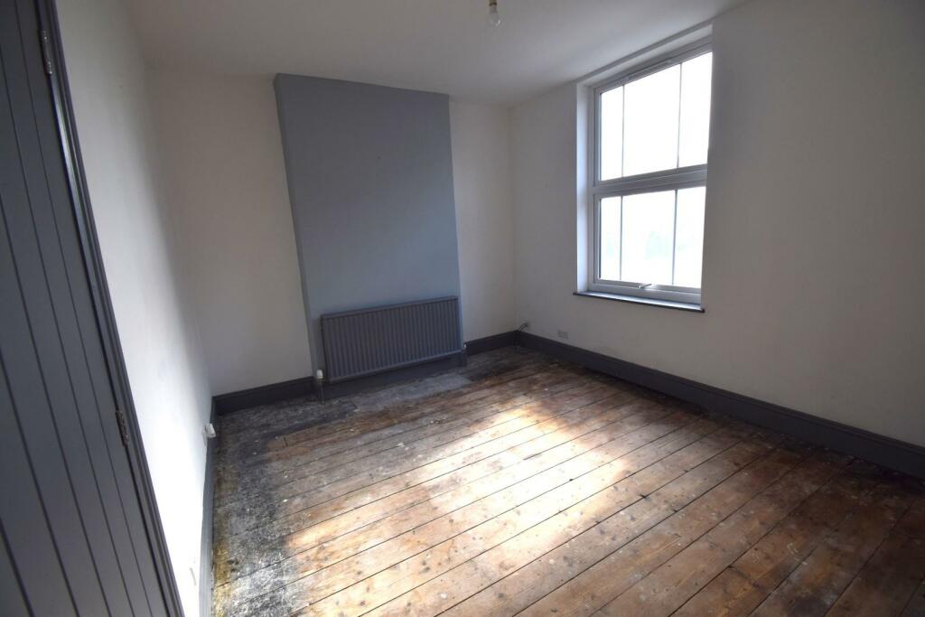 4 bed Town House