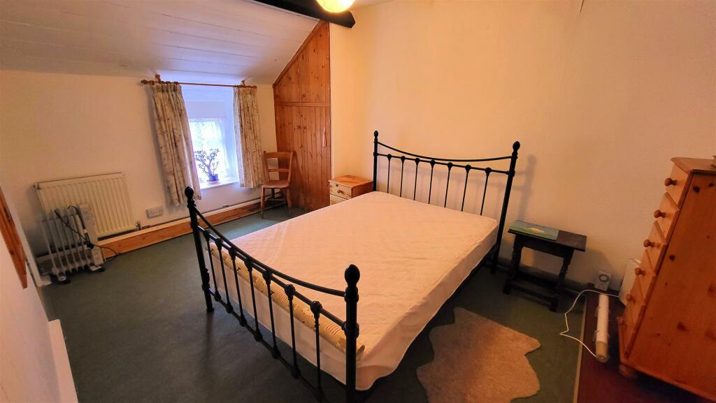 3 bed Cottage