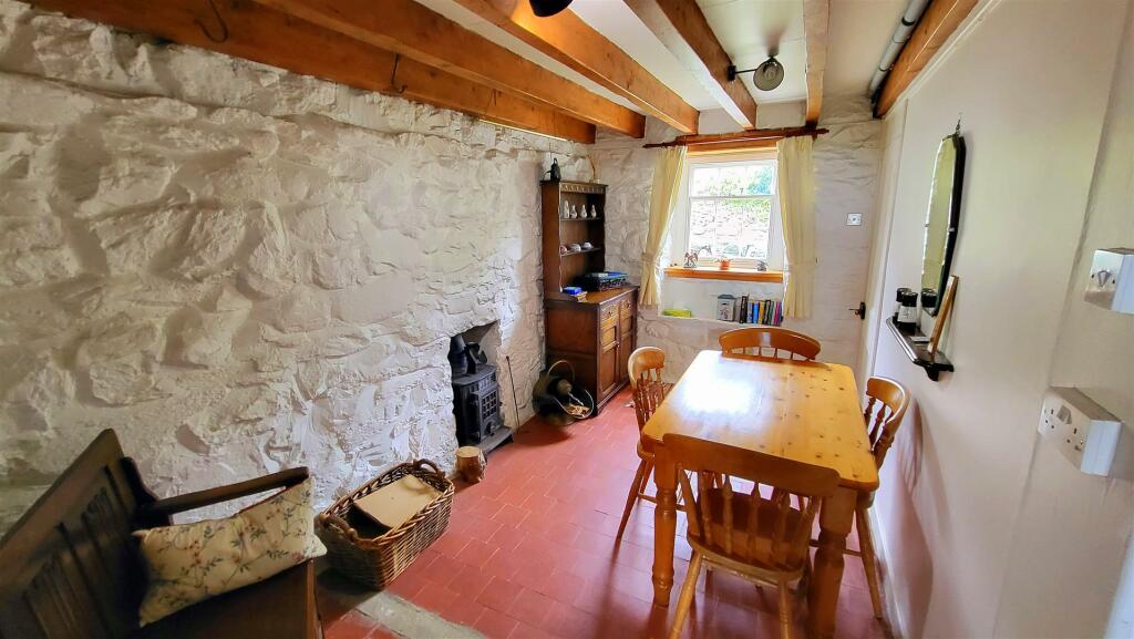 3 bed Cottage