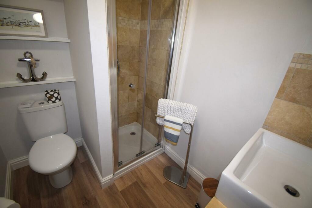2 bed Semi-Detached