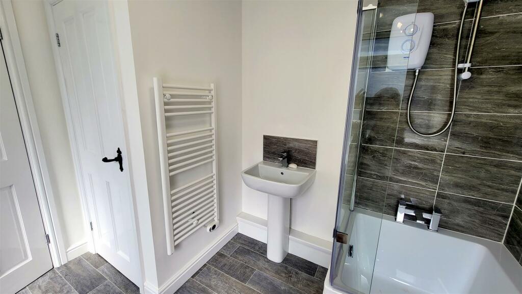 3 bed Character Property
