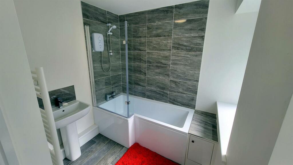 3 bed Character Property
